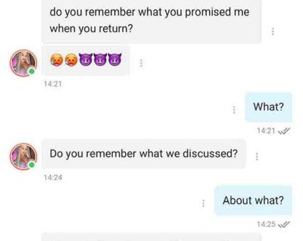 Captura de chat en OnlyFans donde Vikki Mur insiste en continuar la conversación por Telegram